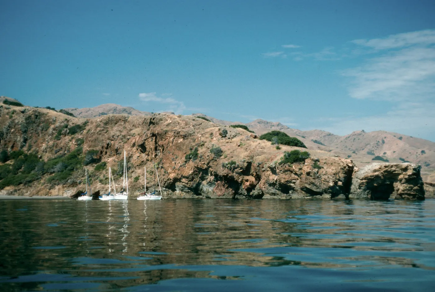 Santa Cruz Island, Twin Harbors