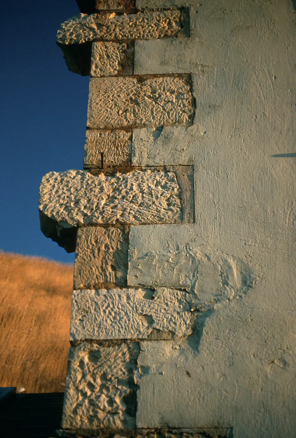 Santa Cruz Island, Smugglers Ranch adobe, stone corners