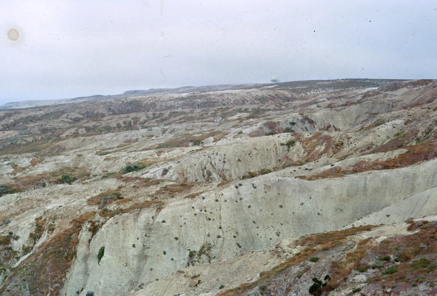 Southwest top of the mesa, looking Northwest, 66-99 & SN-355