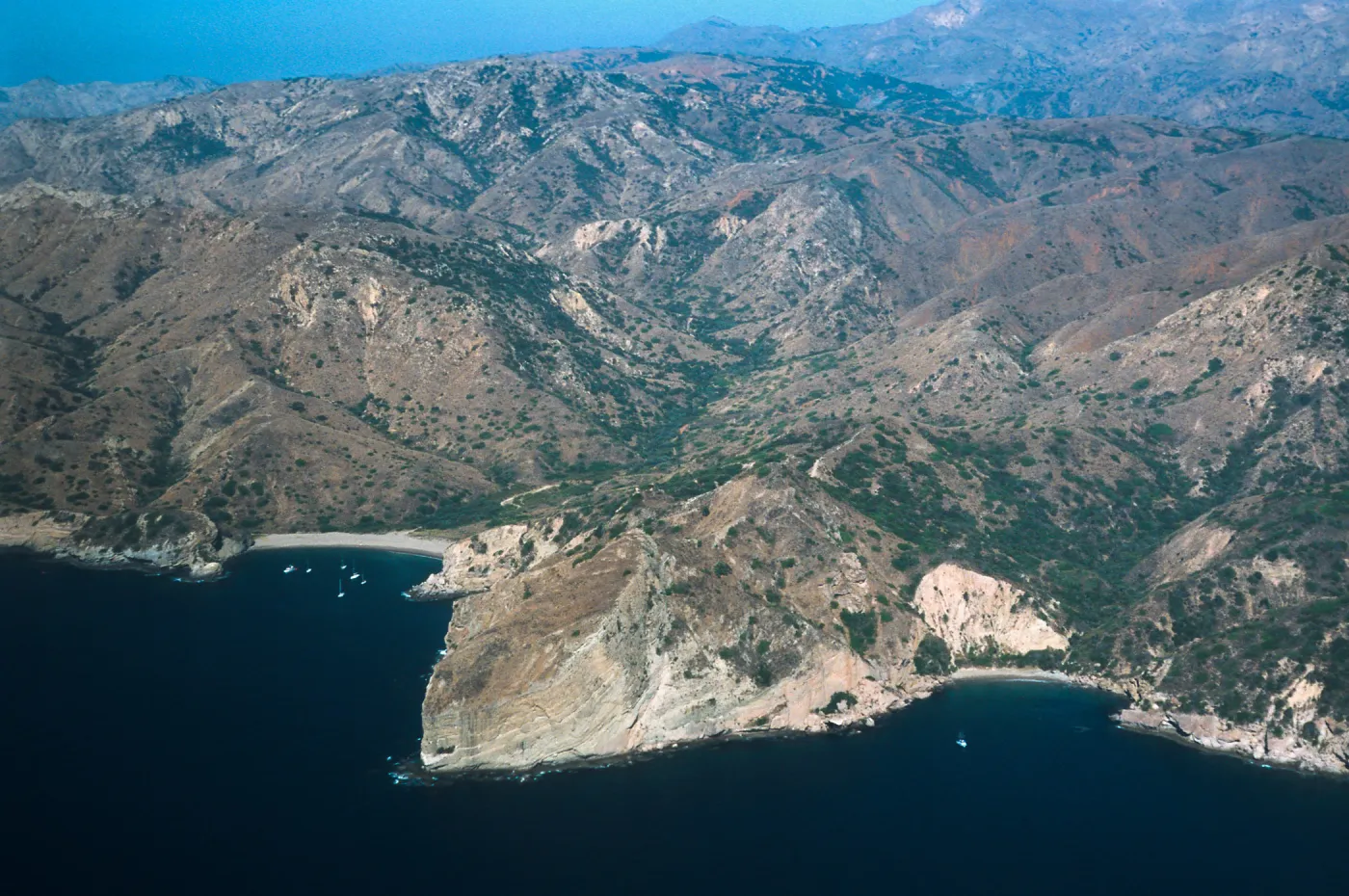 Coches Prietos & Alberts Anchorage, Santa Cruz Island