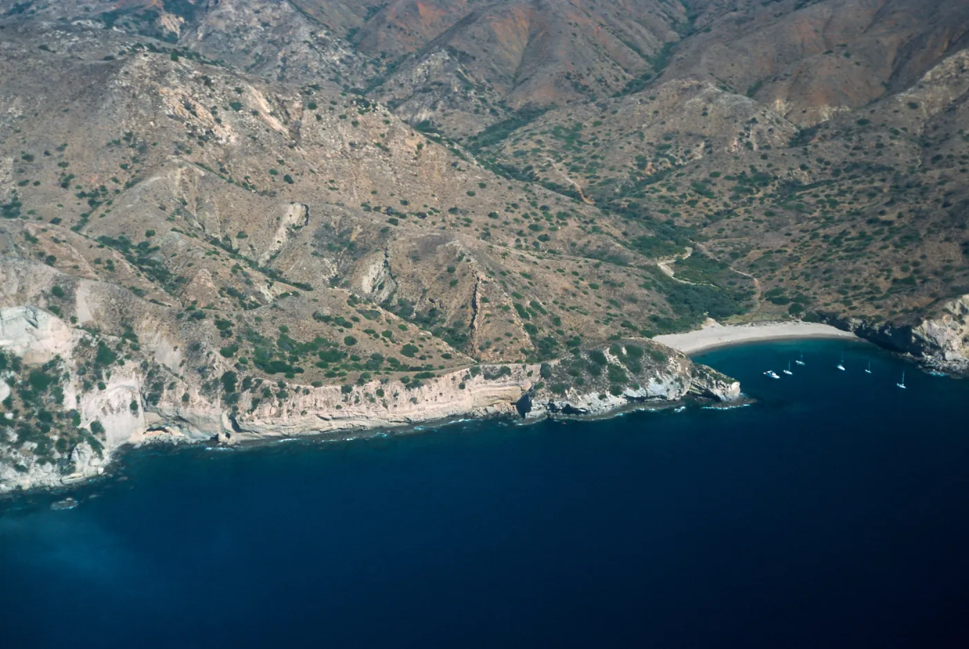 Coches Prietos, Anchorage, Santa Cruz Island