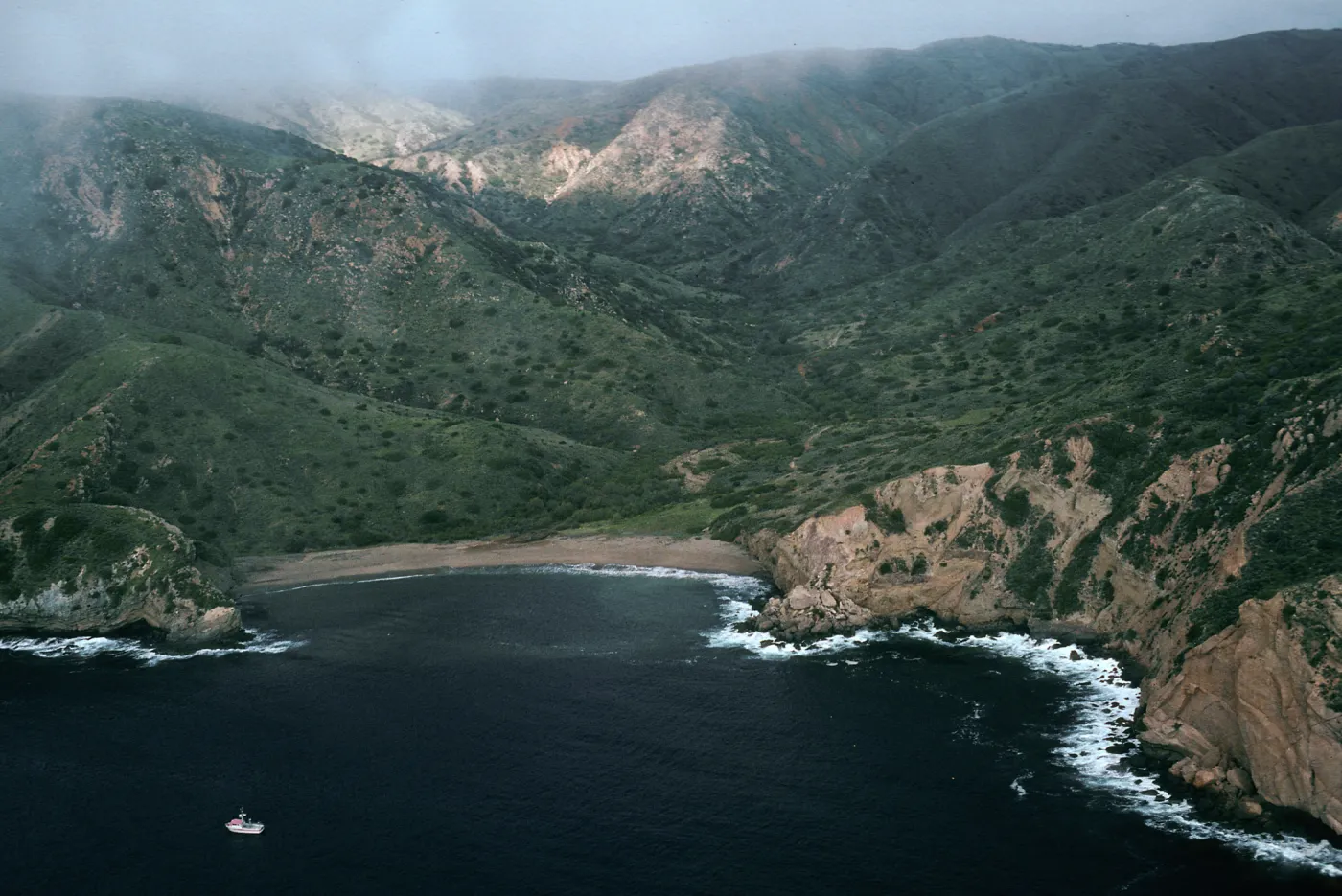 Coches Prietos, Santa Cruz Island
