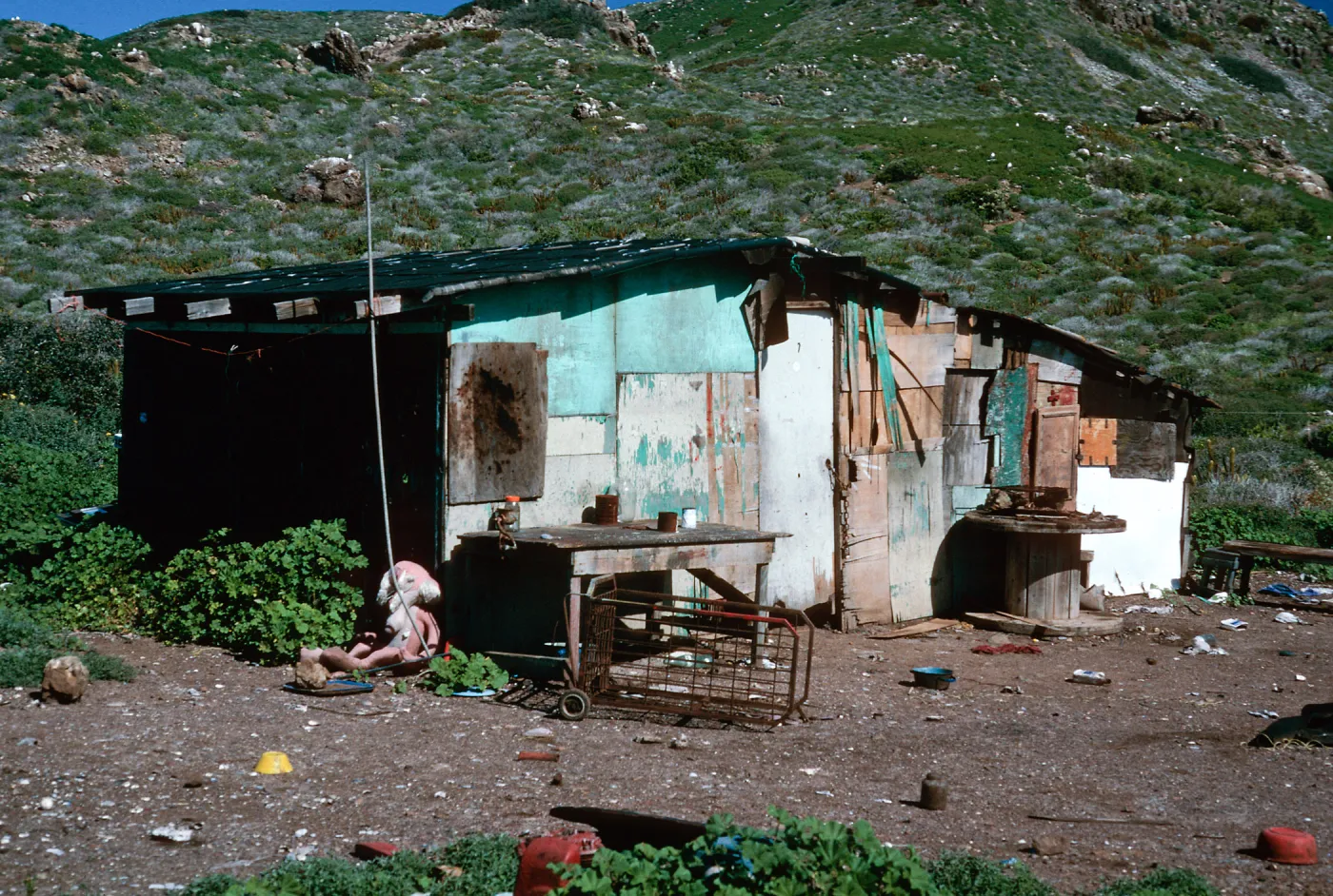 fishing shack, village at Southeast side, South Todos Santos Island