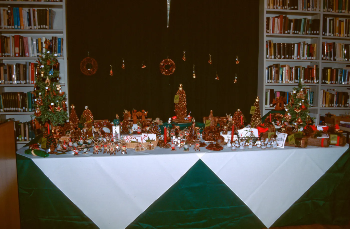 Garden Guild crafts display