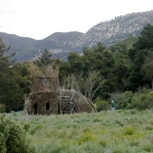 Construction of Toad Hall by Patrick Dougherty