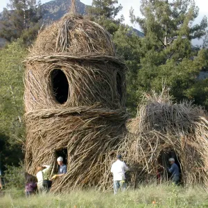 Construction of Toad Hall by Patrick Dougherty