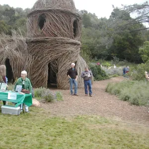 Construction of Toad Hall by Patrick Dougherty