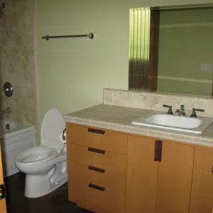 Guild House front bathroom