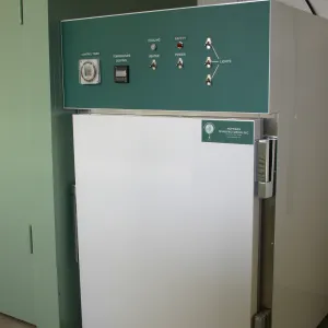Growth chamber at the Hort Unit