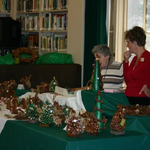Holiday Marketplace, 2006, Garden Guild items
