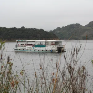 SBBG boat, Lake Casitas, SBBG education tours, 2005-2006