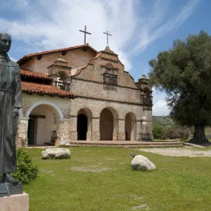 Mission San Antonio, Fort Hunter Liggett, SBBG Research and Conservation staff field trip, 2006