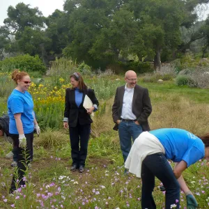 Volunteers from Citrix Corp with Gina Benesh and Steve Windhager