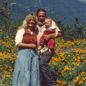 Geege, Carol, Ariel Ostroff on the Porter Trail at the Botanic Garden