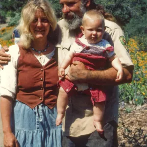 Geege, Carol, Ariel Ostroff on the Porter Trail at the Botanic Garden