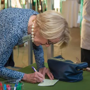 Pritzlaff Conservation Center, Wishes in the Walls event
