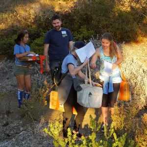 UCSB students learning how to make plant and tissue collections