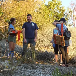 UCSB students learning how to make plant and tissue collections