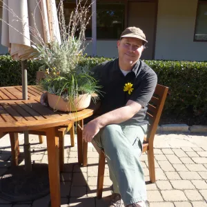 Bruce Reed, winner of the Santa Barbara County Horticultural Society Bouquet of the Year Award 