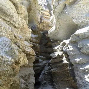 Santa Rosa Island Trip, Slot canyon along beach