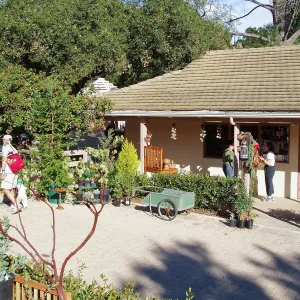 Northwest corner of North Wing-Gift Shop