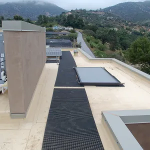 Pritzlaff Conservation Center construction, roof walkway