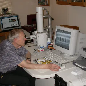 Sherwin Carlson at work with the scanning electron microscope