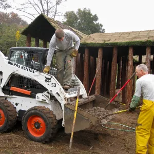 Construction of Herb Parker's â€˜Haven' labyrinth
