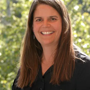 Stephanie Linder