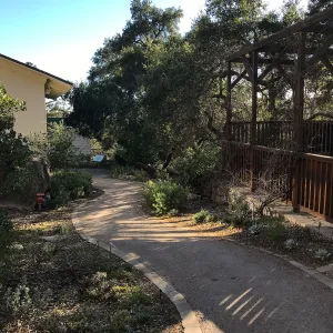 Path west of the Edulibrarium to the Water Wise Home Garden