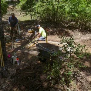 â€œHalfling Houseâ€ casita under construction