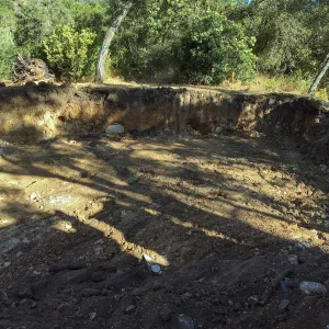 Hansen site, digging Hort Barn foundation