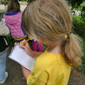 Neighbors in Nature Summer Camp, Plant identification and journaling activity