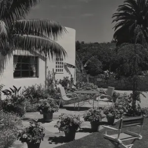 Outdoor living space, Hope Ranch