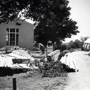 Blaksley Library, disassembling the lath house