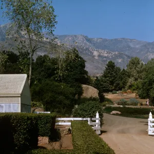 Meadow & courtyard, the Garden in fall