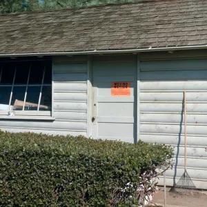 Moving permit on Shop door