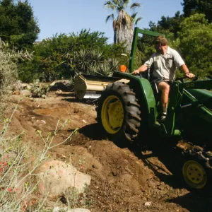 tractor, construction of the Desert Wash, SBBG