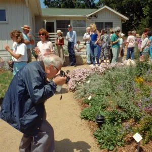 Home Demonstration Garden Dedication