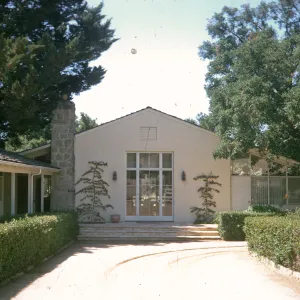 Courtyard and Blaksley Library