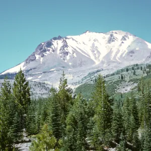 Mt Lassen, trail entrance, Lassen National Park