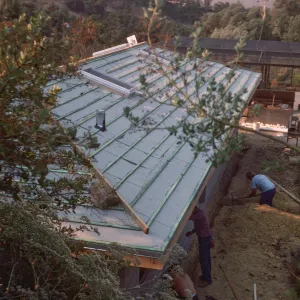 Construction: base for concrete roof tiles