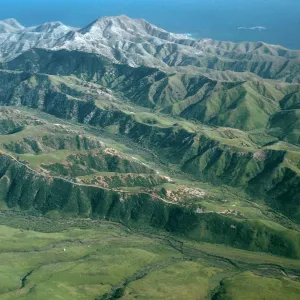 Santa Cruz Island, Christy barn & vicinity