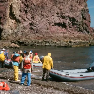 West San Benito Island, landing, 