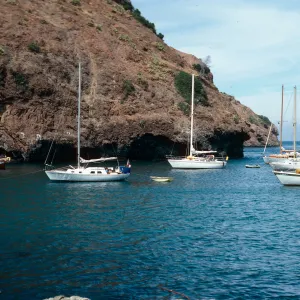 Frys Harbor, Santa Cruz Island