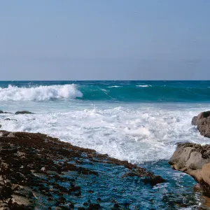 wave coming in on carrier reef, 66-33 & SN-289