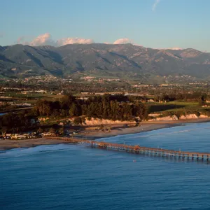 Goleta Pier