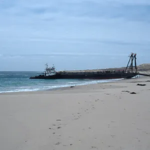Metric Company barge, Daytona Beach, San Nicolas Island