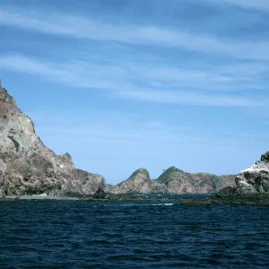 offshore bluffs, behind Frenchys Cove, West Anacapa Island