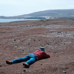 Bill Havorson, photgraphing Dudleya blochmaniae insularis, Santa Rosa Island